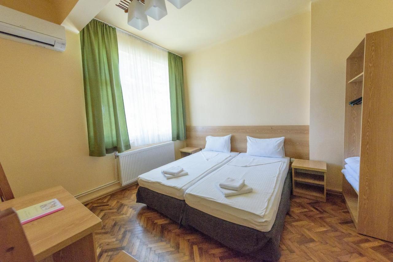 Pensiunea Tranzit Satu Mare Luaran gambar